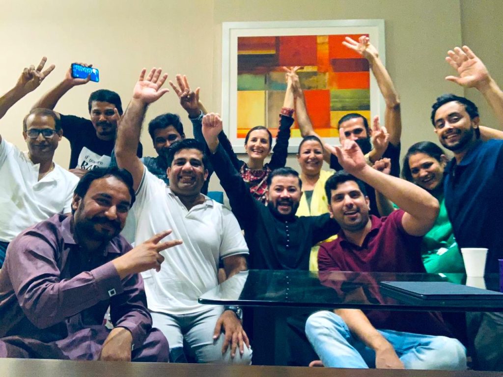 DUBAI FRIENDS